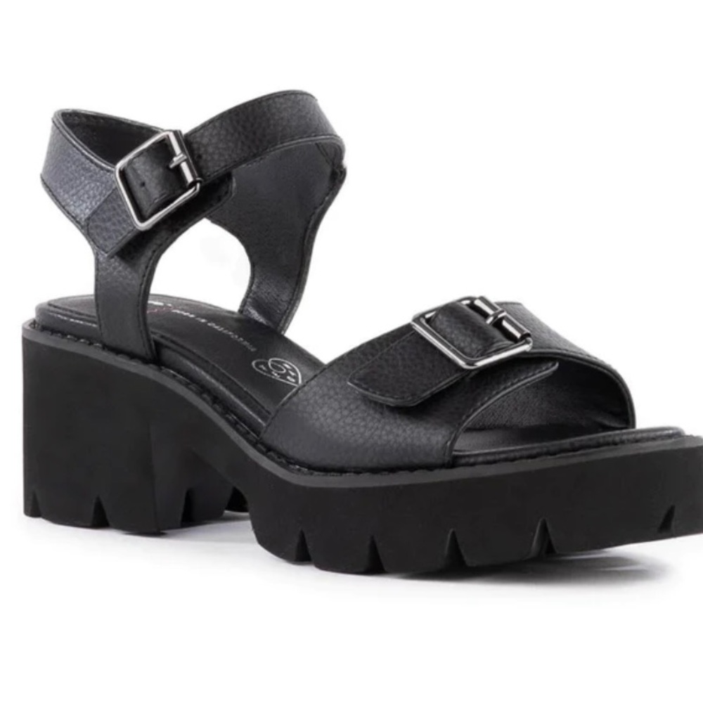 Seychelles BC So Famous vegan sandals